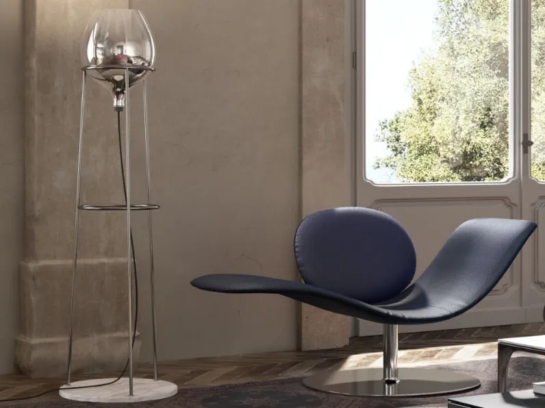 Poltroncina Chaise Longue di design in pelle Dove di Natuzzi