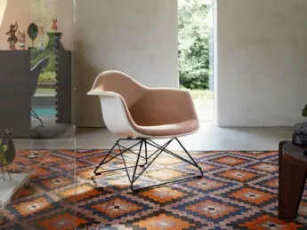 Eames Plastic Armchair LAR