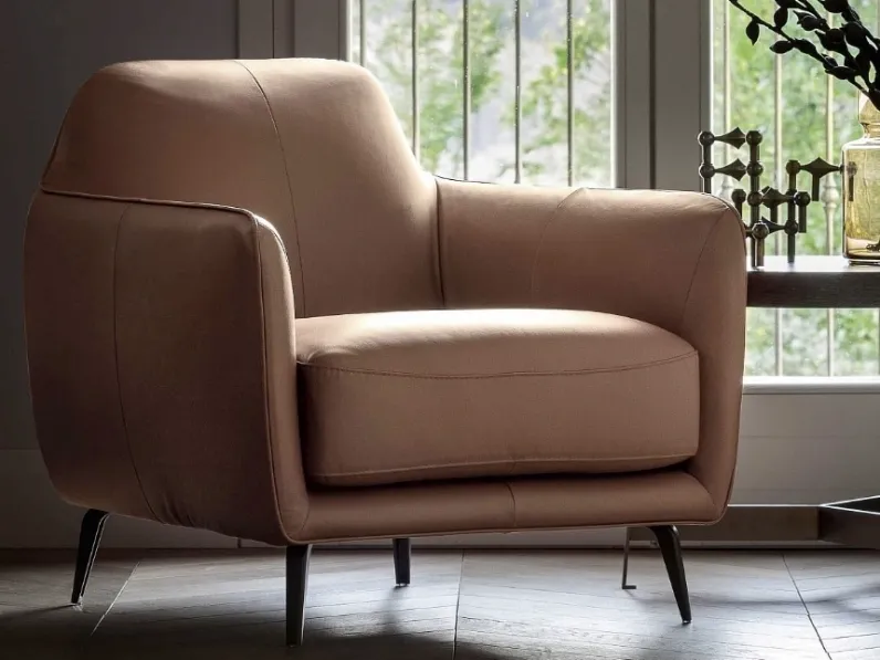 Poltrona in tessuto Ellie di Ditre Italia