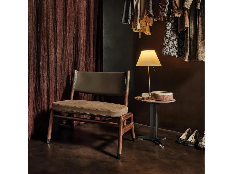 Poltroncina in legno, cuoio e tessuto Ortigia SH di Flexform