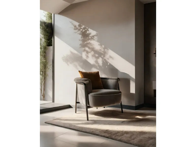 Poltrona in tessuto Gin di Franco Ferri