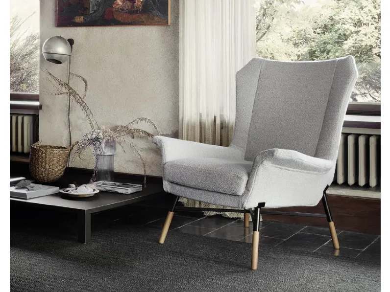 Poltrona in tessuto Giulietta di Arflex