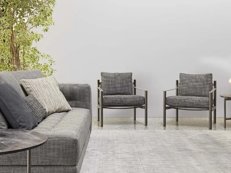 Poltroncina in tessuto Iko di Flou