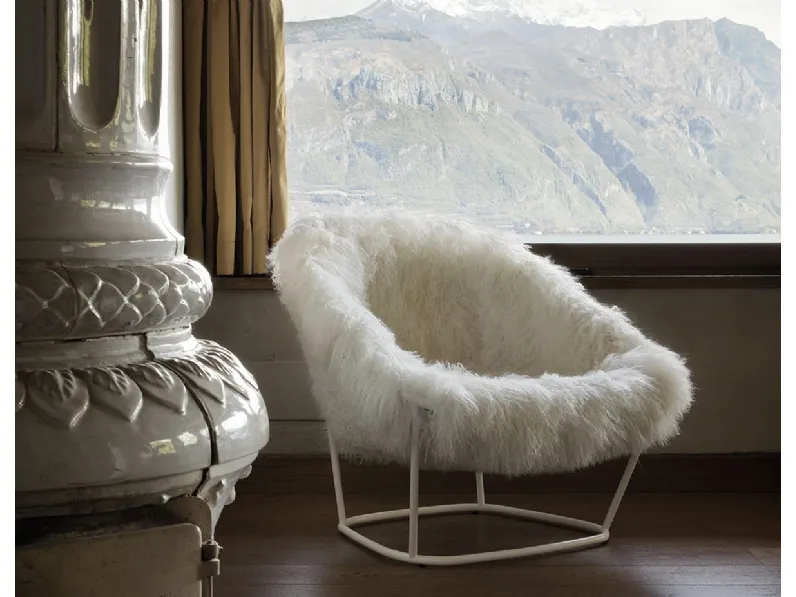 Poltrona in pelliccia Katrin di Arflex