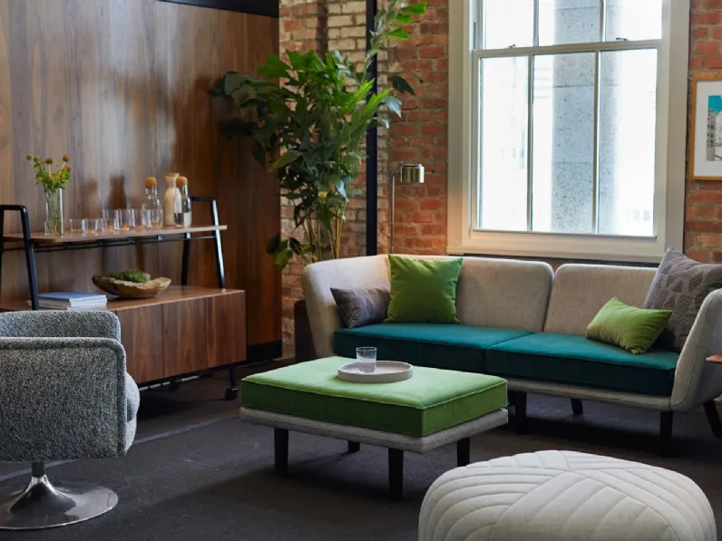 Poltroncina D'Urso Swivel Chair di Knoll