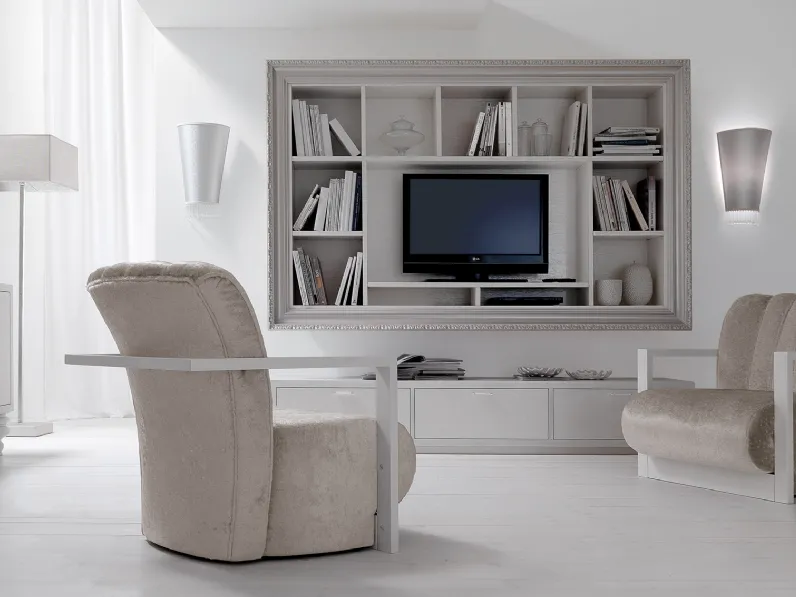 Poltrona di design in tessuto con struttura in legno Leon di Cortezari