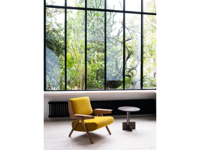 Poltrona Lina in tessuto imbottito di Tacchini