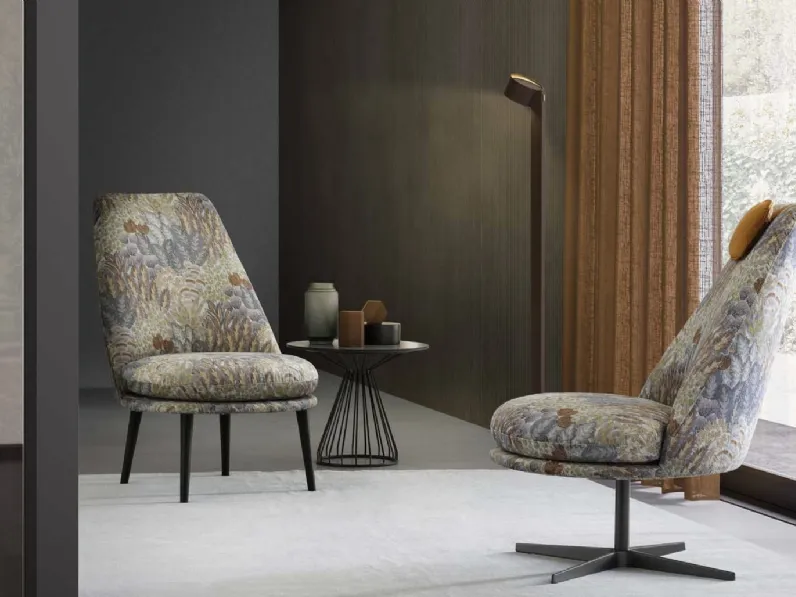 Poltroncina Lord in tessuto con fantasia floreale di Le Comfort