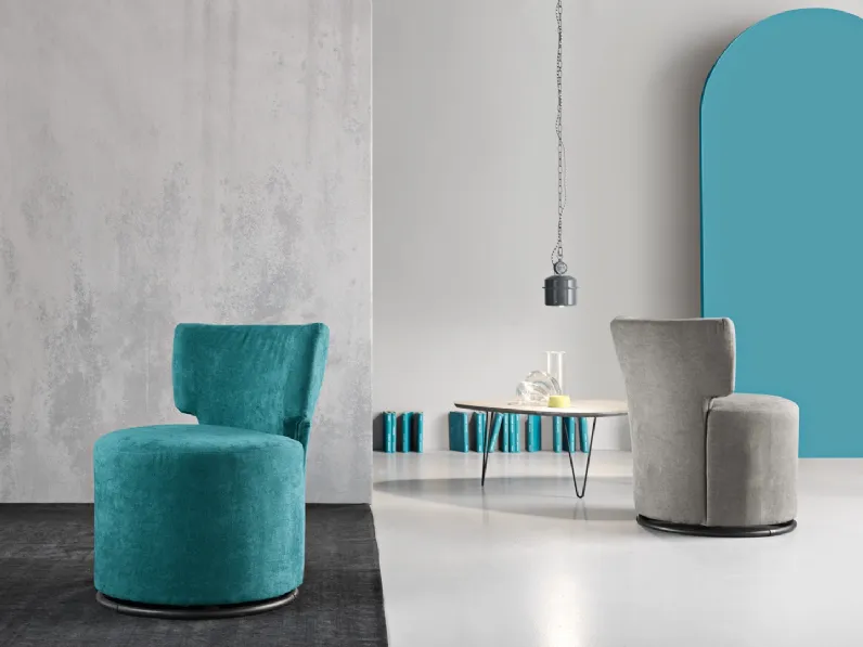 Poltroncina Lorena in tessuto di Ikone Casa