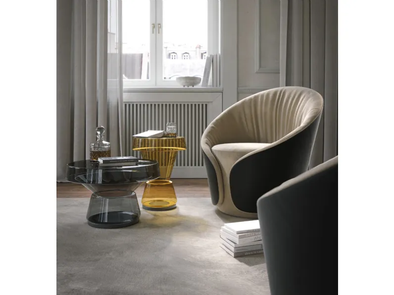 Poltroncina Mama in tessuto e pelle di Tonin Casa