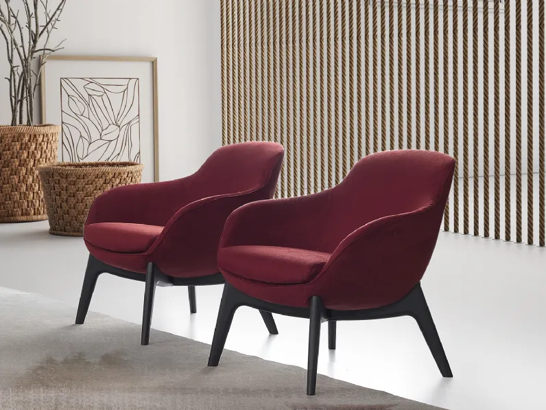 Poltroncina in tessuto imbottito Margot di GR Salotti