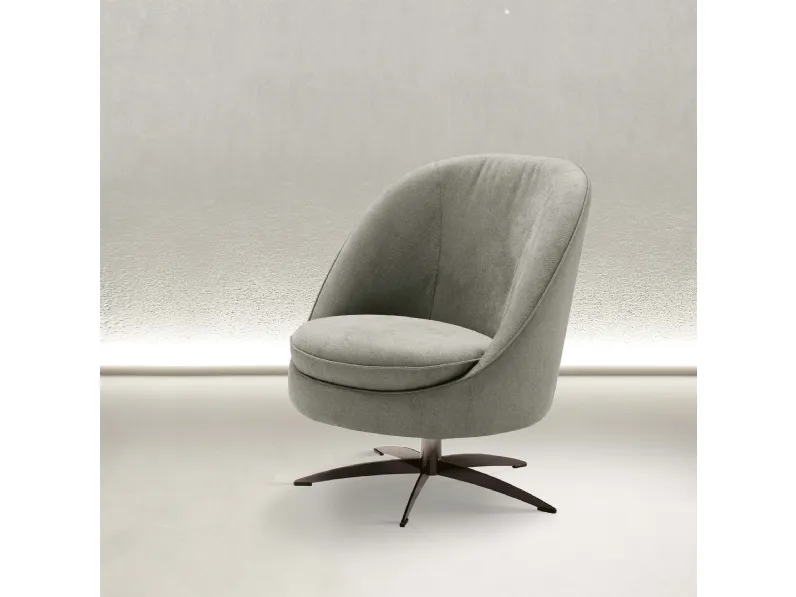 Poltroncina in tessuto Yuma di Max Divani