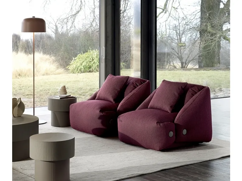 Poltrona in tessuto imbottito Melville di Ditre Italia