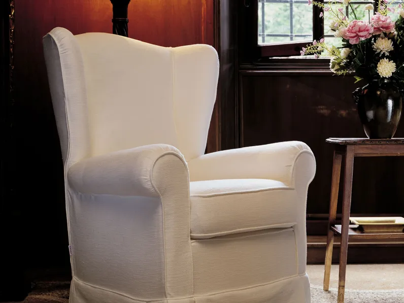 Poltrona classica in tessuto Mimì di Kappa Salotti