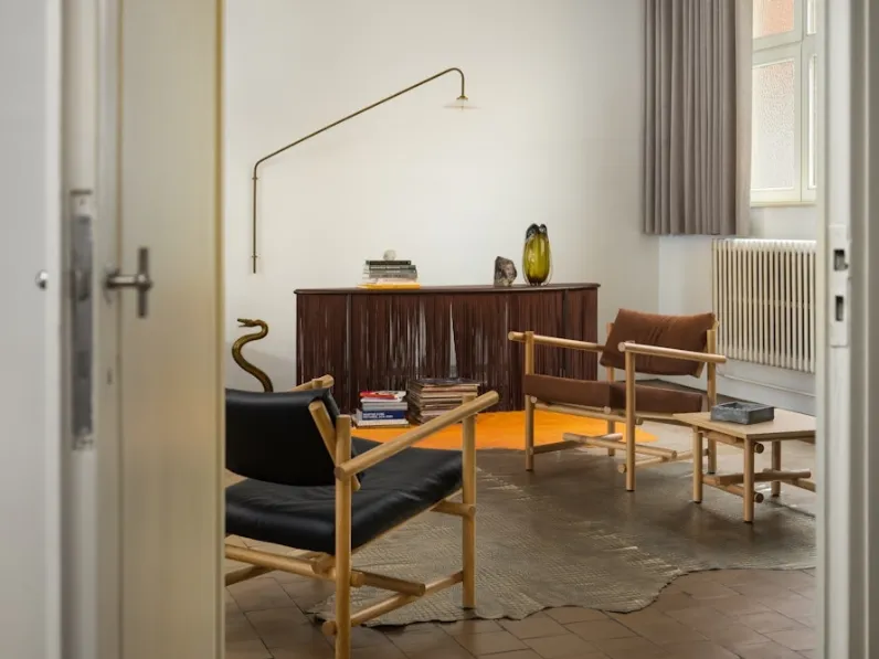 Poltrona Muecke Wood di Knoll