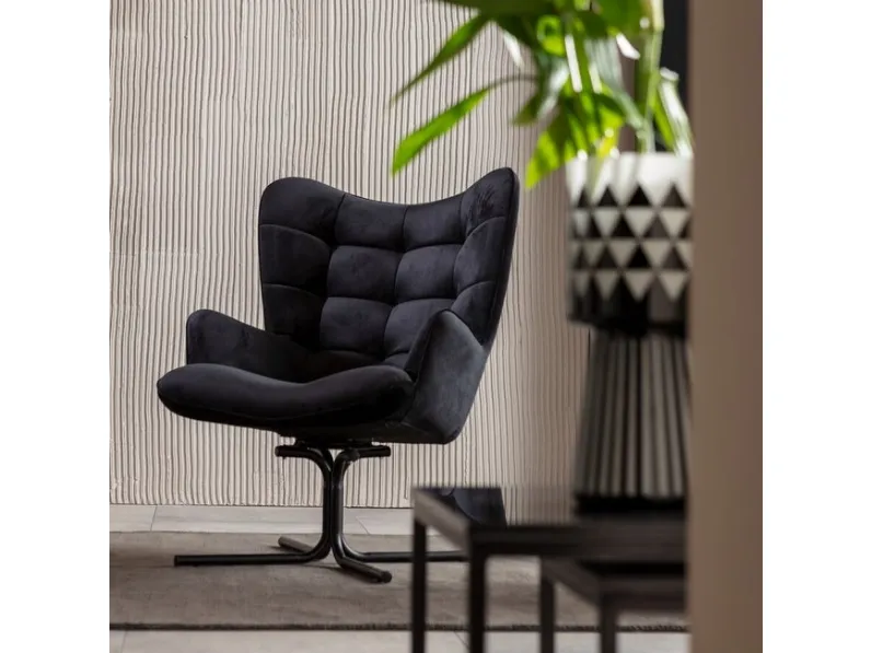 Poltrona girevole Oscar di Kare Design
