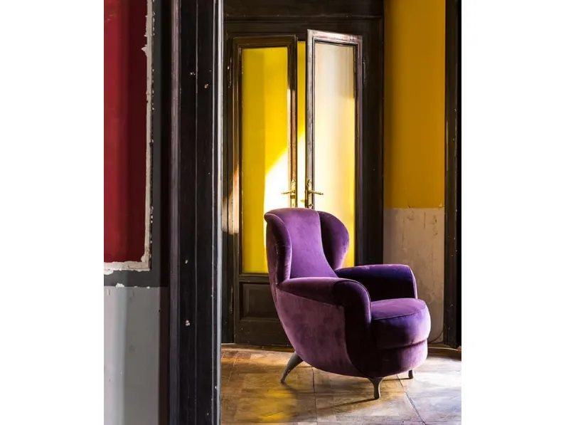 Poltrona in tessuto con piedi in faggio Papy Bergere di Moroso