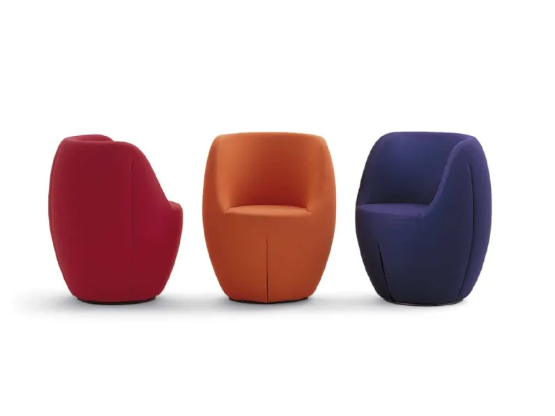 Poltroncina Pisola in tessuto che contiene un materassino gonfiabile di Campeggi