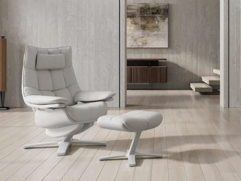 Poltrona relax in pelle Re-Vive Quilted di Natuzzi