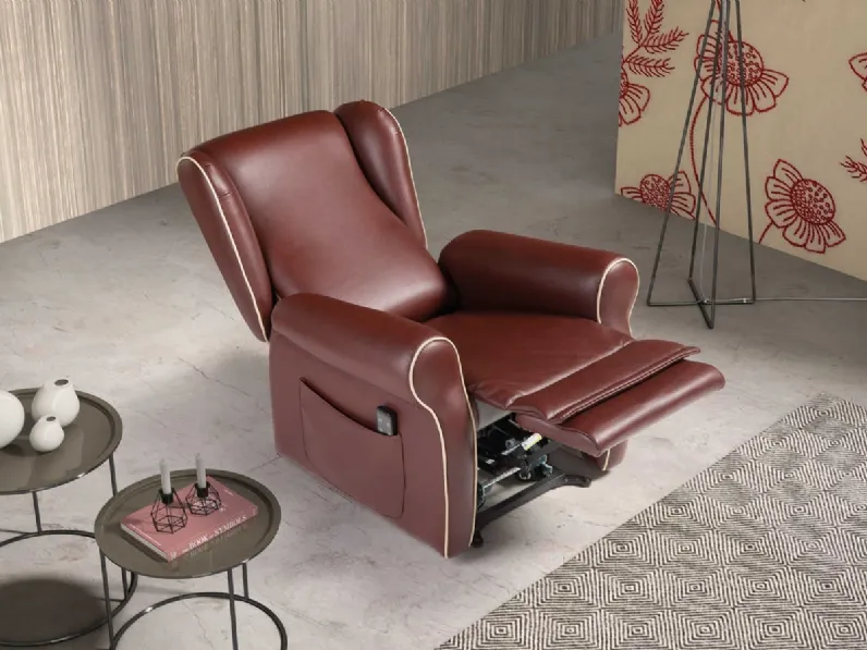 Poltrona Relax in pelle con tasca porta telecomando Reneè di Tancredi salotti