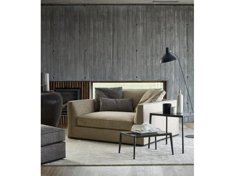 Poltrona classica ampia in tessuto Richard di B&B Italia