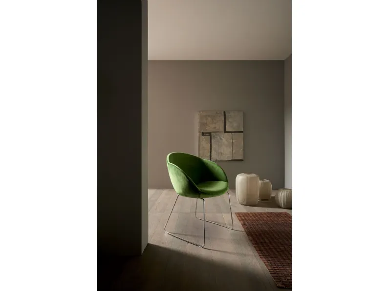 Poltroncina in tessuto con base in ferro Rima di DHome