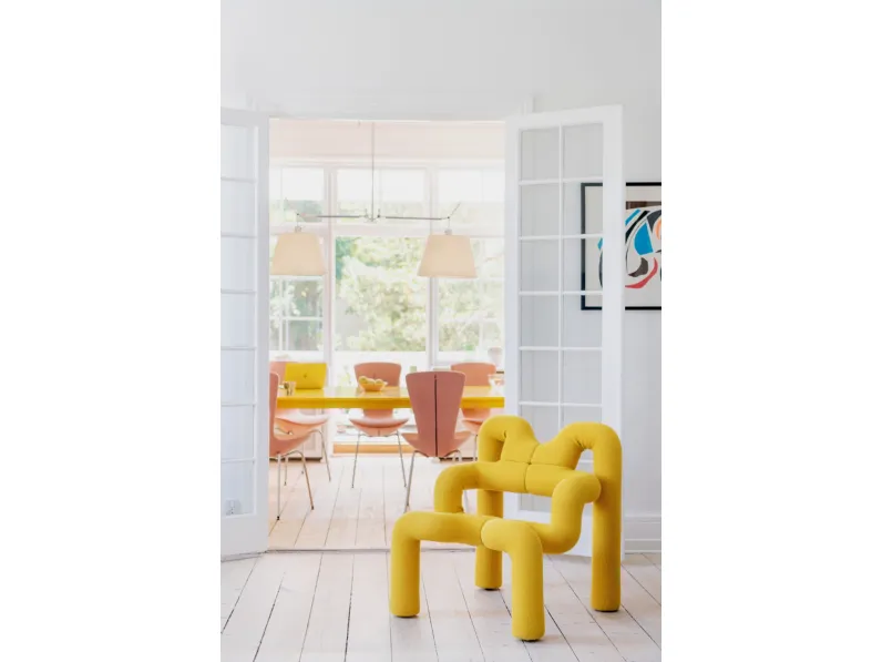 Poltrona di design rivestita in tessuto Ekstrem di Varier