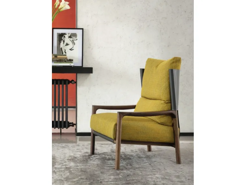 Poltrona Vera Bergere in tessuto, cuoio e legno di Porada