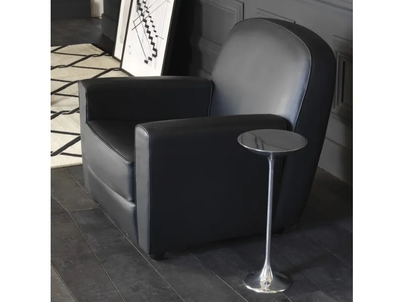 Poltrona in pelle Vigilius di Driade