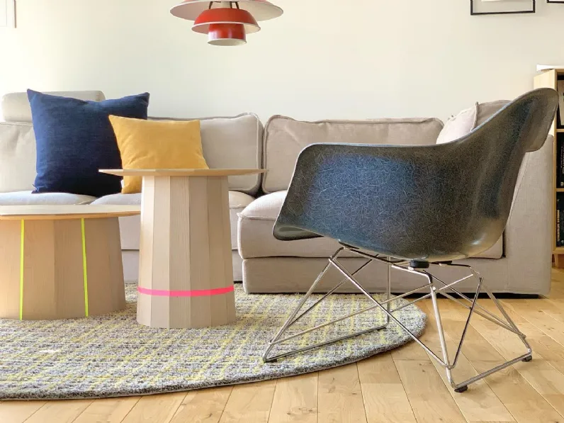 Poltroncina in plastica Eames Fiberglass di Vitra