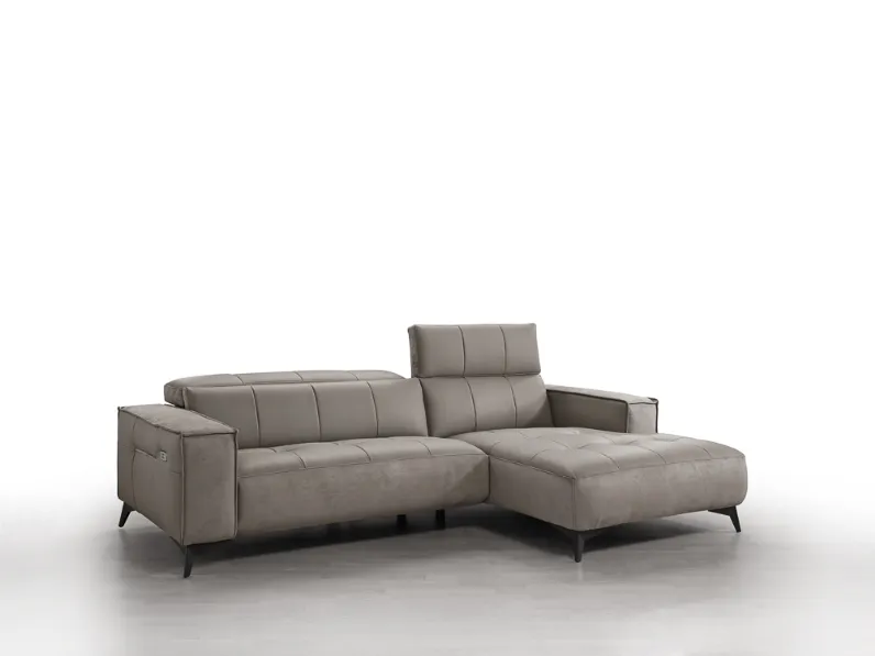 Divano in ecopelle con penisola Big Pixel di Astor poltrone e divani