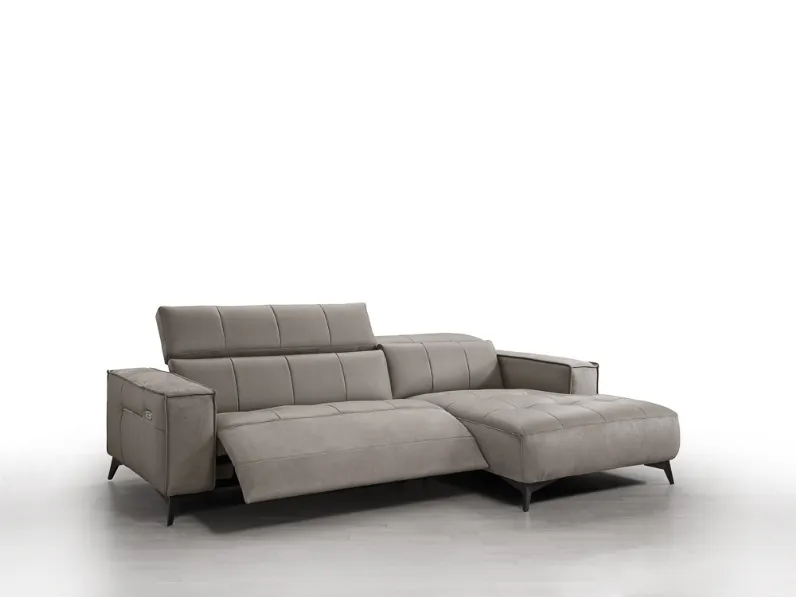 Divano relax in ecopelle con penisola Big Pixel di Astor poltrone e divani