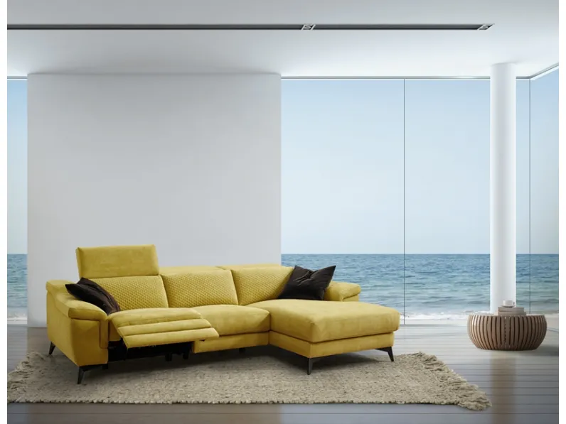 Divano relax in tessuto con penisola Infinity di Astor poltrone e divani