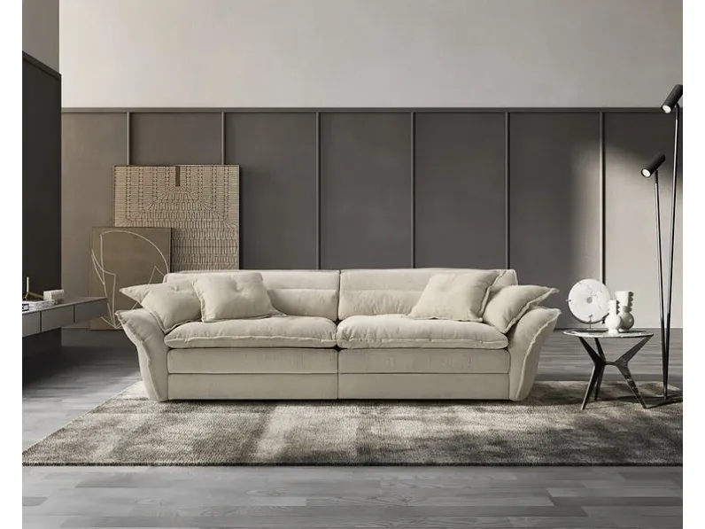 Divano lineare Astoria di Egoitaliano