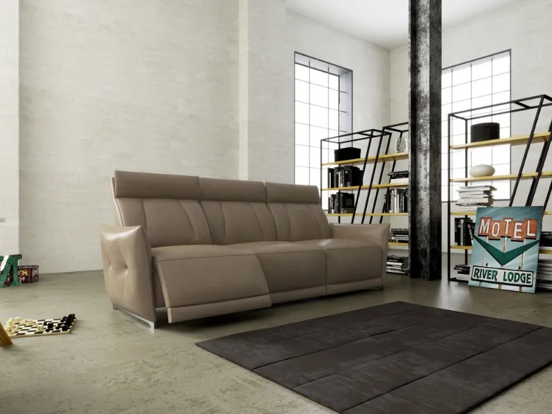 Divano lineare relax in pelle Beach di Polyformitalia 
