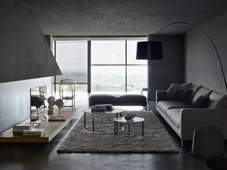 Divano lineare Ray di B&B Italia