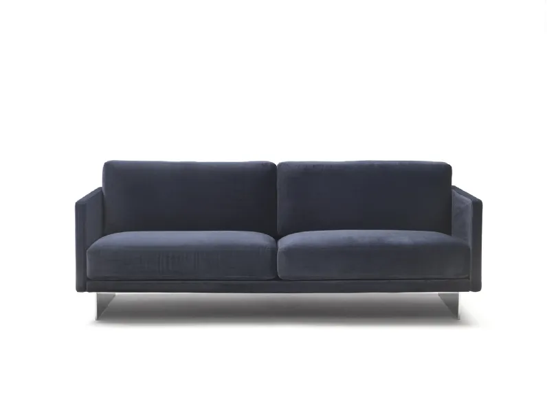 Divano lineare Blade di Marelli