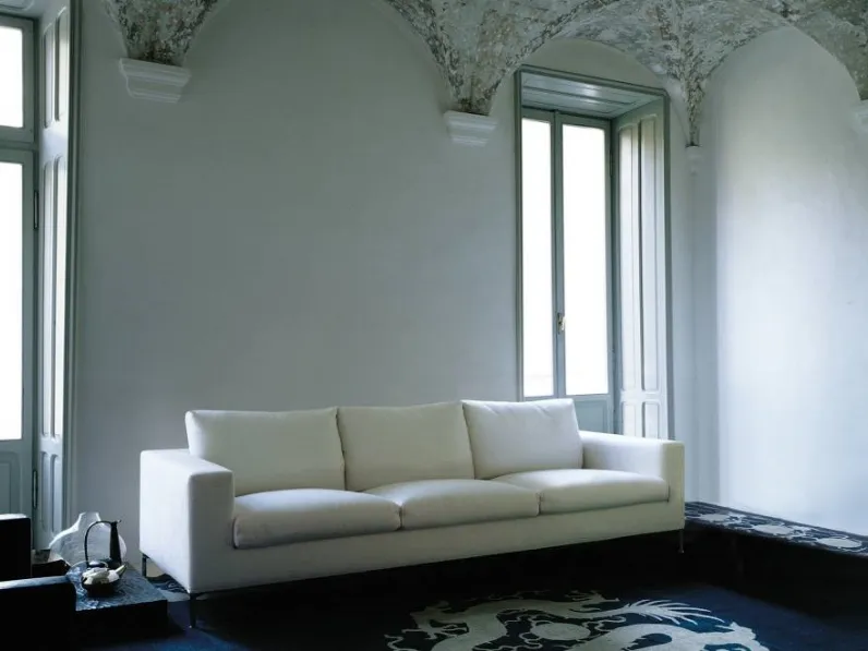 Divano lineare Box in tessuto di Living Divani