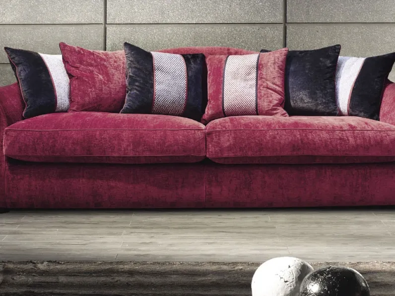 Divano lineare Brera di Cava Divani