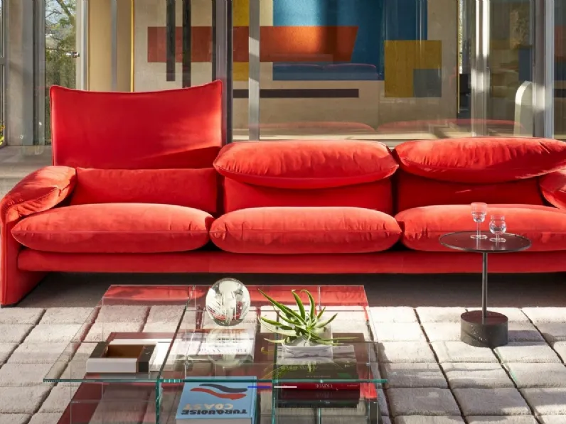 Divano lineare in velluto Maralunga di Cassina