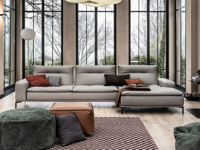 Divano con penisola Carlton di Cierre Imbottiti