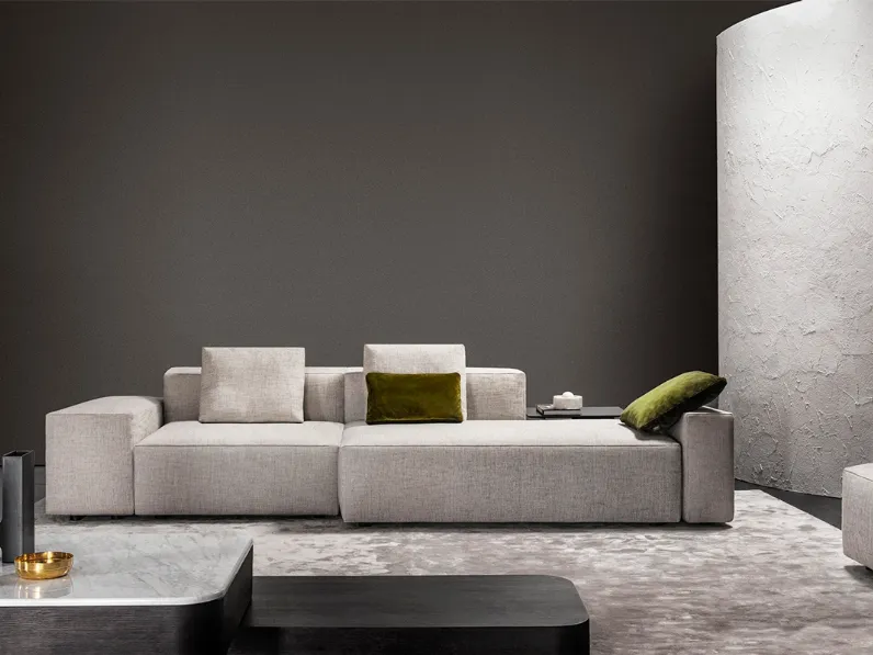 Divano lineare Cube di Vibieffe