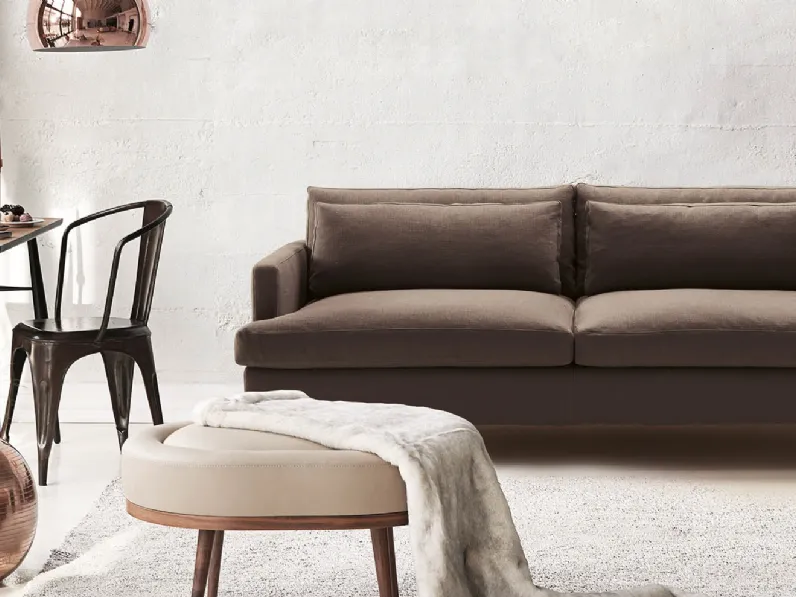 Divano letto lineare Dave in tessuto di Milano Bedding