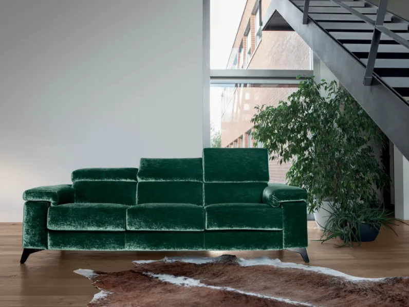 Divano lineare Drive di Rigosalotti