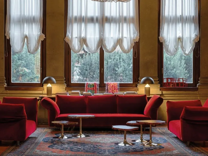 Divano lineare Essential di Edra