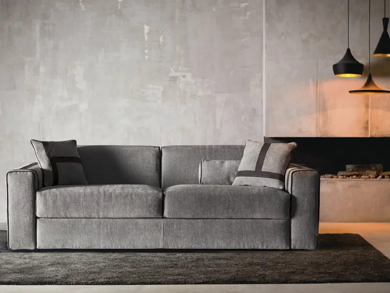 Divano letto lineare Ellington in tessuto di Milano Bedding