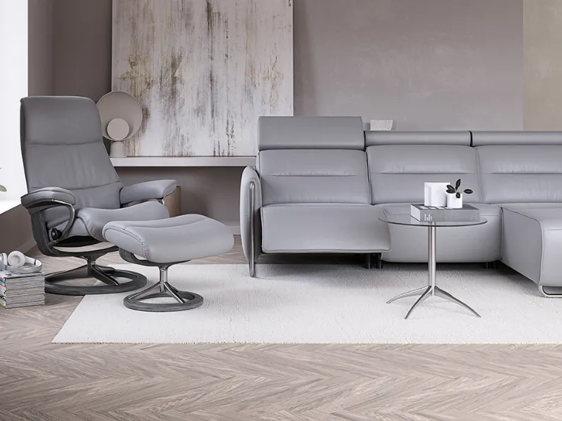 Divano relax ergonomico in pelle con penisola e poggiatesta reclinabili Emily Steel di Stressless