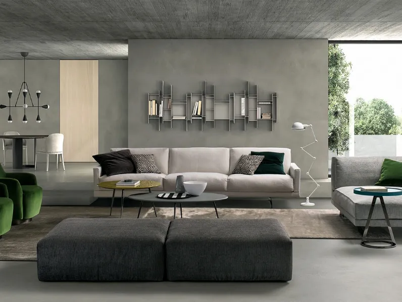 Divano lineare in tessuto Ètime di Bodema