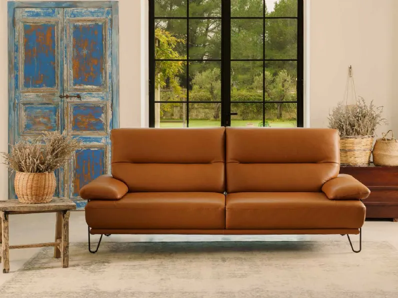 Divano lineare in pelle Folk di Nicoletti Home