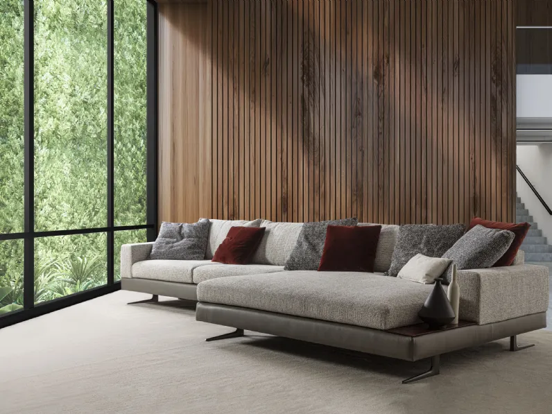 Divano con ampia penisola Gran Milano di Fox Italia